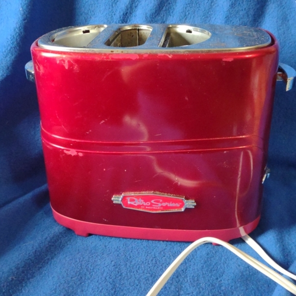 Nostalgia Kitchen Retro Series By Nostalgia Hot Dog And Bun Toaster Poshmark